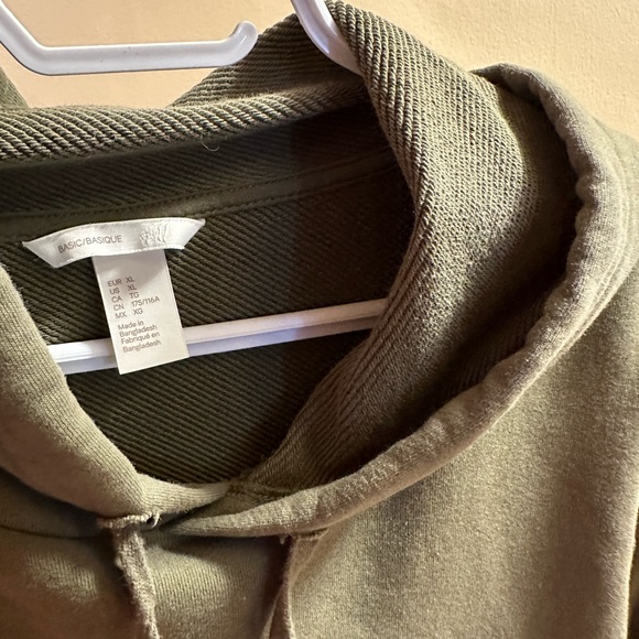 H&M basics olive green hoodie - Picture 7 of 8